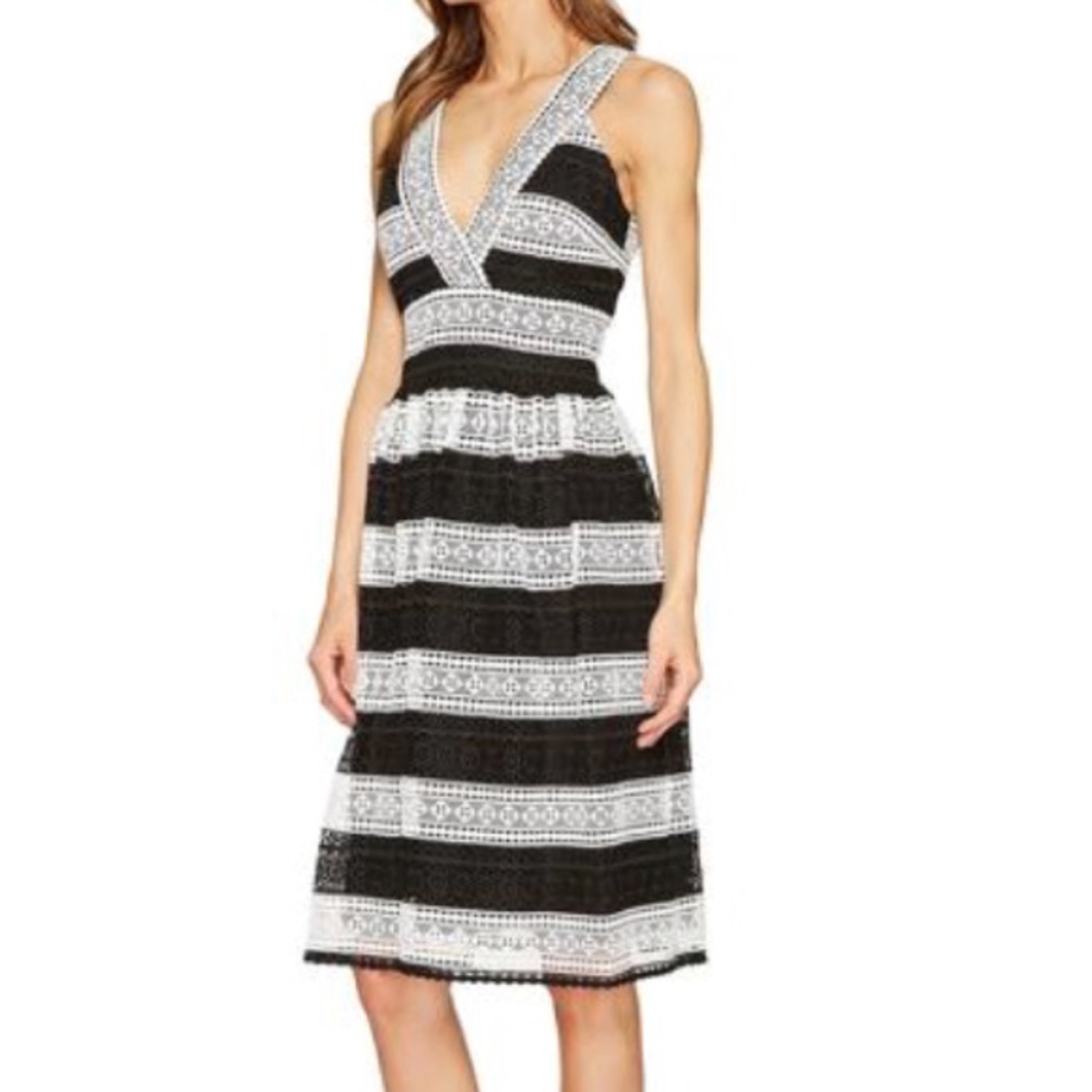 Kate Spade New York Colorblock Lace V-neck Dress 6 - Picture 2 of 8
